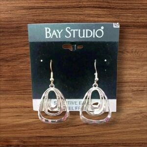 Silver dangly earrings